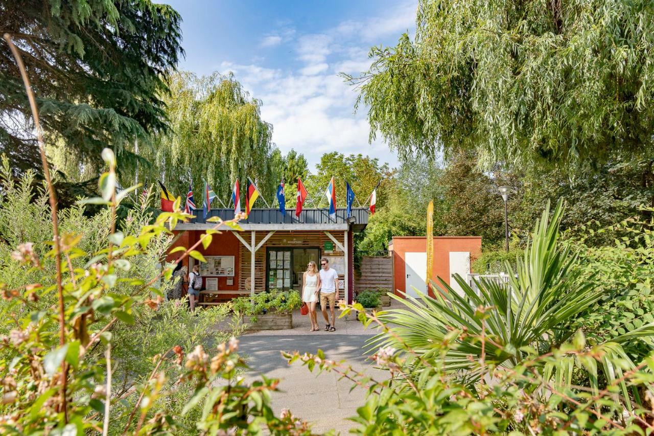 Готель Camping International De Мезон-Лаффіт Екстер'єр фото